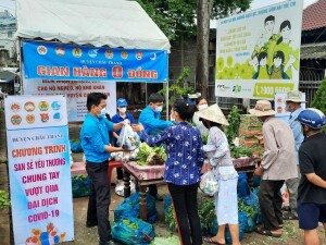 Gian hàng 0 đồng cho người có hoàn cảnh khó khăn bị ảnh hưởng bởi dịch Covid-19